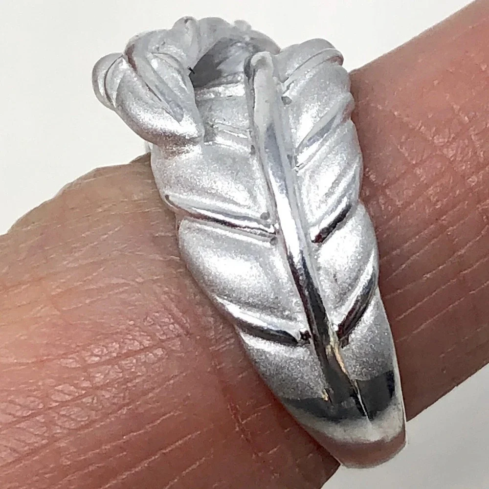 Overlap Leave Ring Band Sz 7 Aluminum Arthur Court Signed Jewelry Matte